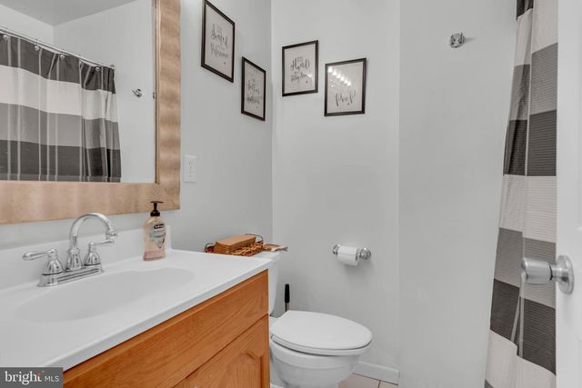 2012 FRONTIER CT, Fort Washington, MD 20744