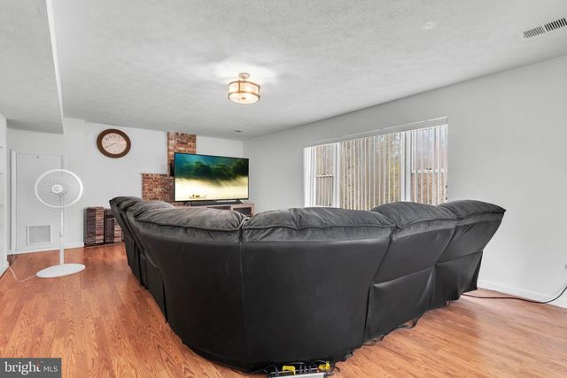 2012 FRONTIER CT, Fort Washington, MD 20744