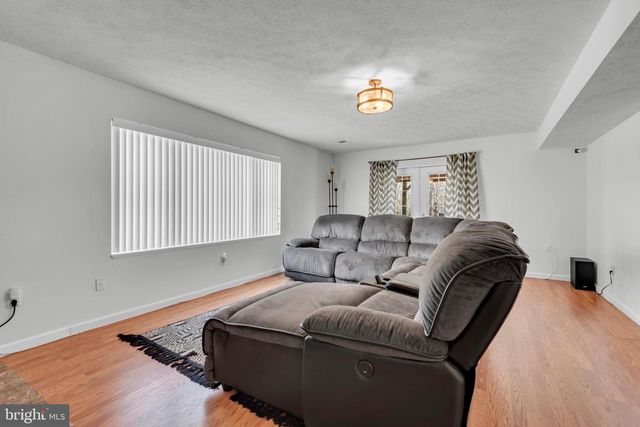 2012 FRONTIER CT, Fort Washington, MD 20744