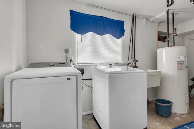 2012 FRONTIER CT, Fort Washington, MD 20744