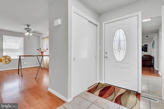 2012 FRONTIER CT, Fort Washington, MD 20744