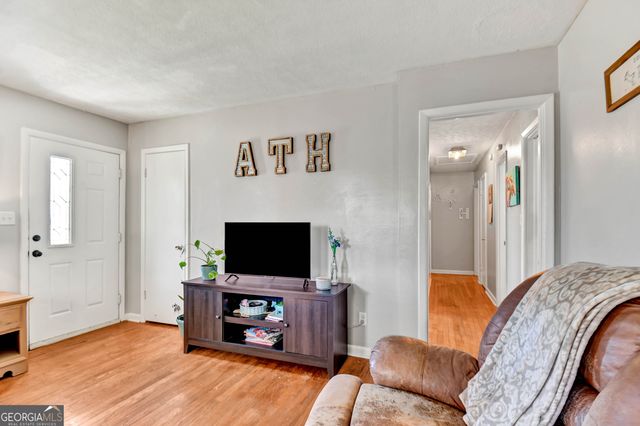 2535 Barnett Shoals Road, Athens, GA 30605