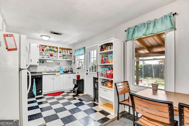 2535 Barnett Shoals Road, Athens, GA 30605