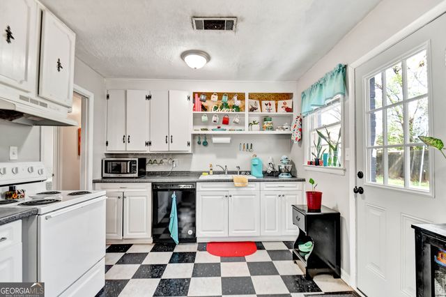 2535 Barnett Shoals Road, Athens, GA 30605