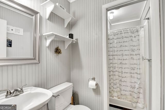 2535 Barnett Shoals Road, Athens, GA 30605