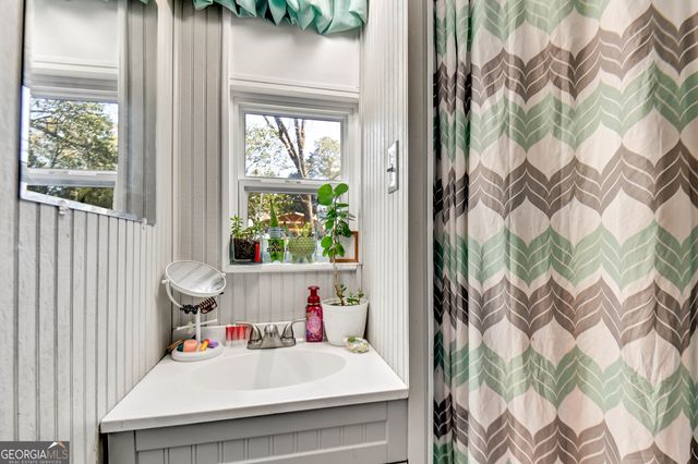 2535 Barnett Shoals Road, Athens, GA 30605