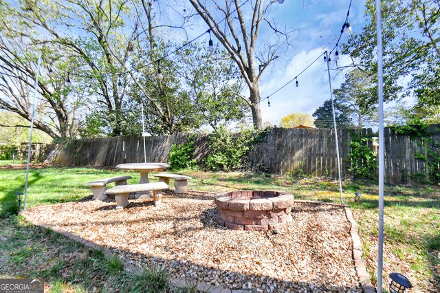 2535 Barnett Shoals Road, Athens, GA 30605