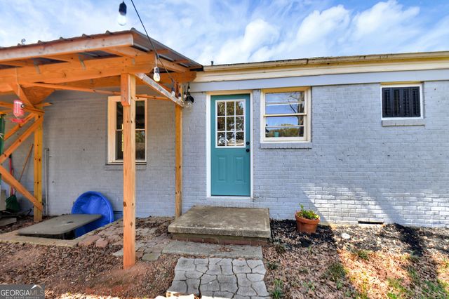 2535 Barnett Shoals Road, Athens, GA 30605