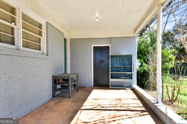 2535 Barnett Shoals Road, Athens, GA 30605