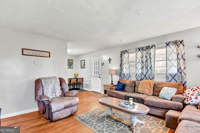 2535 Barnett Shoals Road, Athens, GA 30605