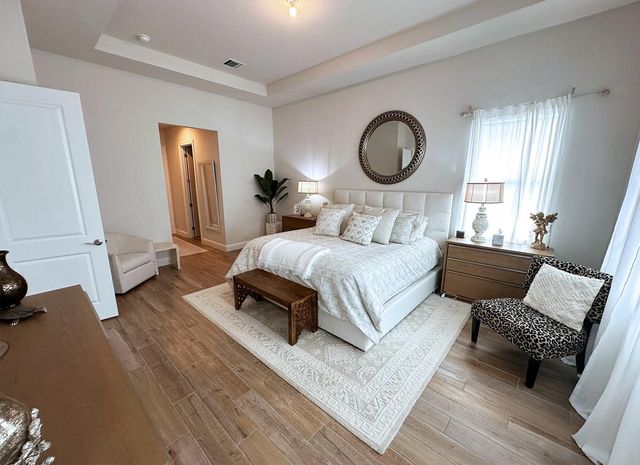 10027 Timber Crk Way, Palm Beach Gardens, FL 33412