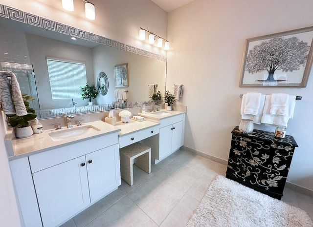 10027 Timber Crk Way, Palm Beach Gardens, FL 33412