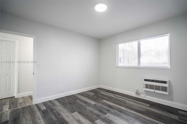 6871 Abbott Ave 4, Miami Beach, FL 33141