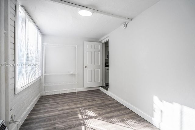 6871 Abbott Ave 4, Miami Beach, FL 33141