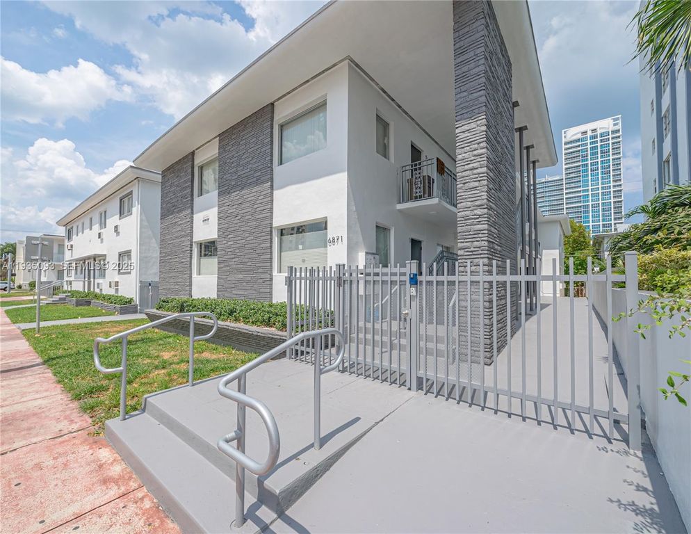 6871 Abbott Ave 4, Miami Beach, FL 33141