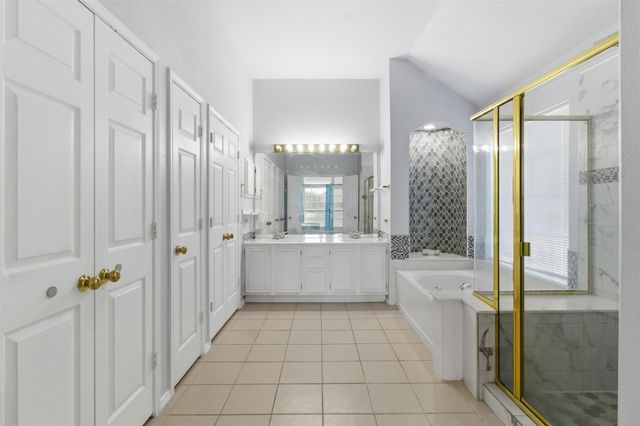 2707 Rocky Creek Drive, Mansfield, TX 76063