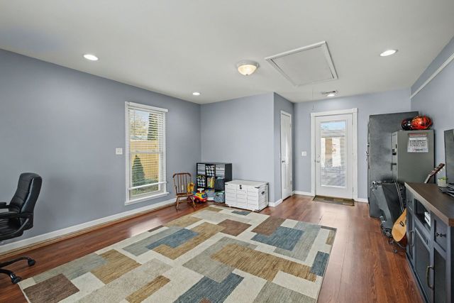 1922 Shelley St, Murfreesboro, TN 37129