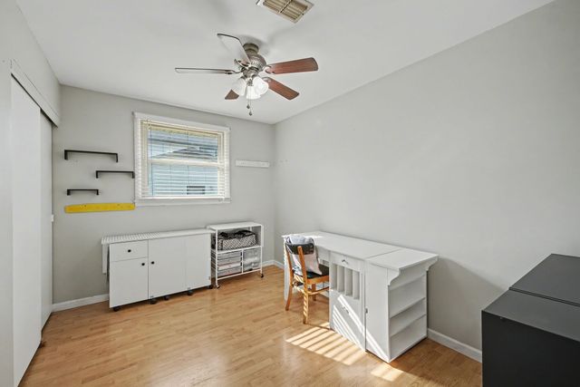 1922 Shelley St, Murfreesboro, TN 37129