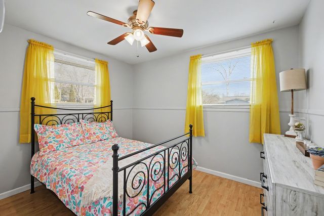 1922 Shelley St, Murfreesboro, TN 37129