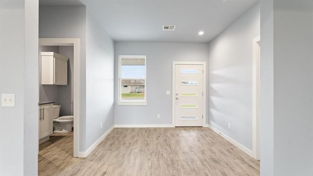 217 Olde Mill Court, Jones, OK 73049