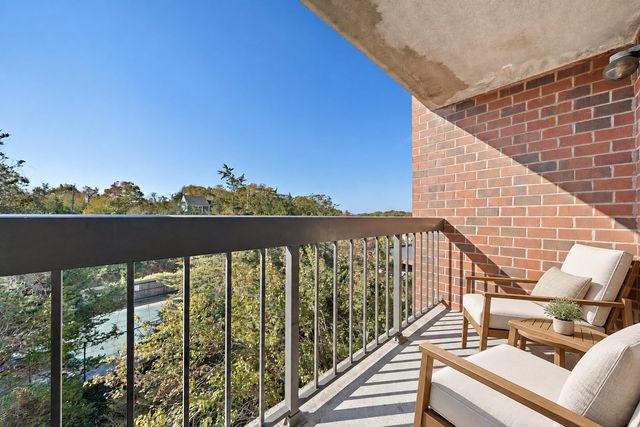 155 George Washington Blvd 607, Hull, MA 02045