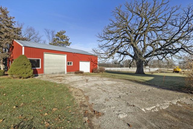 4595 Mahoney Road, Mcfarland, WI 53558
