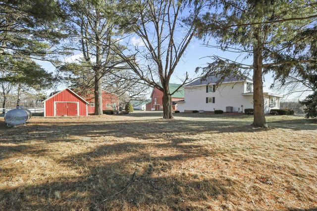 4595 Mahoney Road, Mcfarland, WI 53558