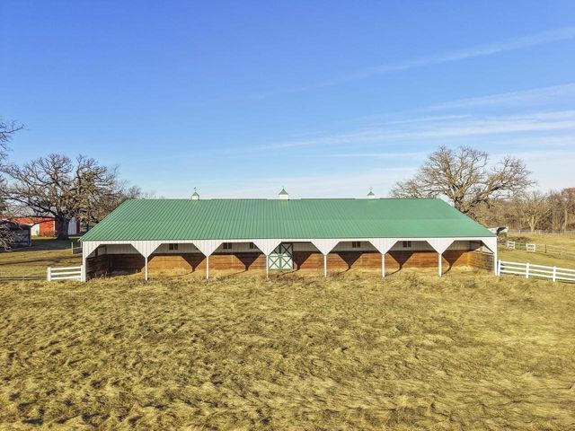 4595 Mahoney Road, Mcfarland, WI 53558