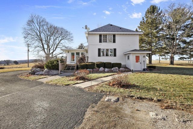 4595 Mahoney Road, Mcfarland, WI 53558