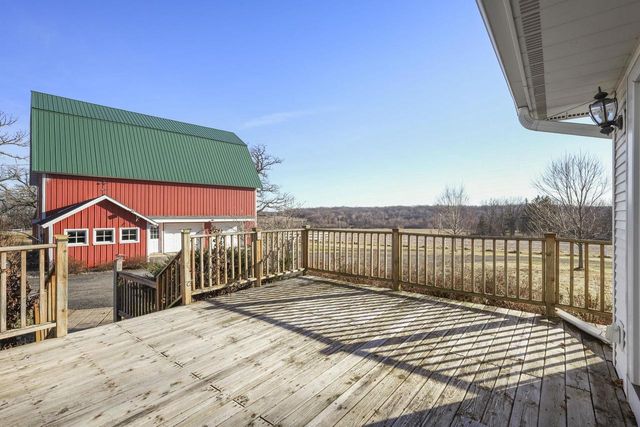 4595 Mahoney Road, Mcfarland, WI 53558