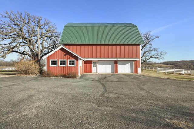 4595 Mahoney Road, Mcfarland, WI 53558