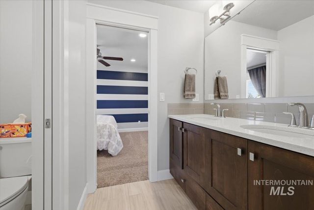 2482 E Taormina, Meridian, ID 83642