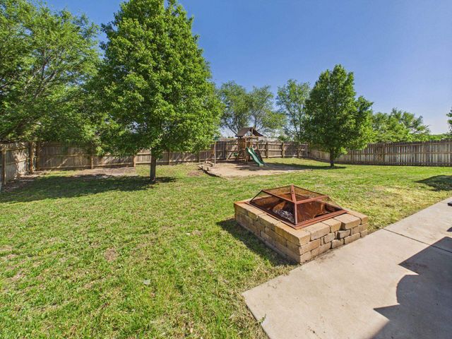 1973 N Bellick Ct, Wichita, KS 67235