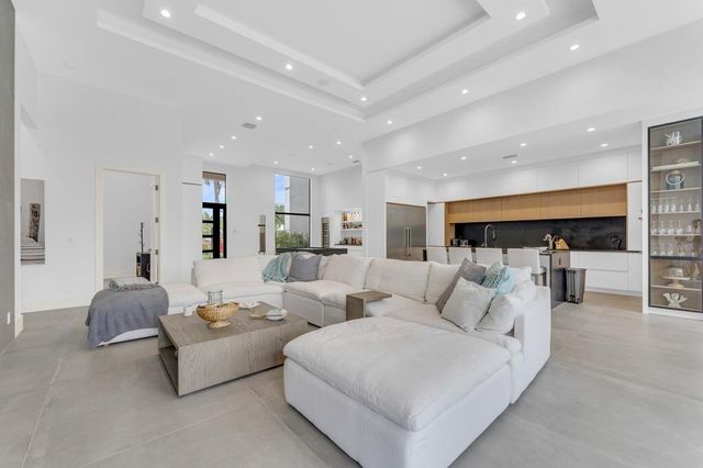 923 Eve Street, Delray Beach, FL 33483