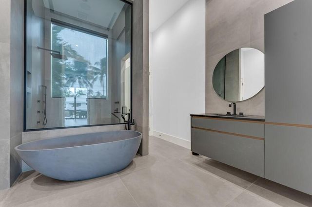 923 Eve Street, Delray Beach, FL 33483