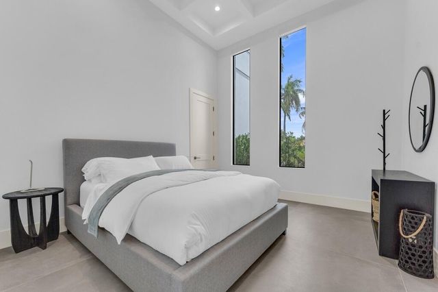 923 Eve Street, Delray Beach, FL 33483