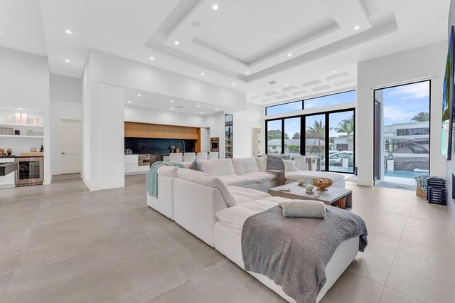 923 Eve Street, Delray Beach, FL 33483