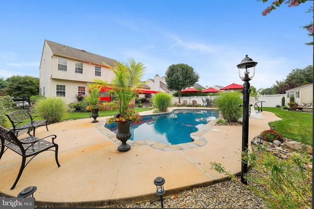 81 KINGSBRIDGE DR, Lumberton, NJ 08048