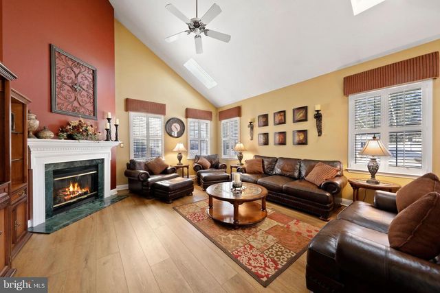 81 KINGSBRIDGE DR, Lumberton, NJ 08048