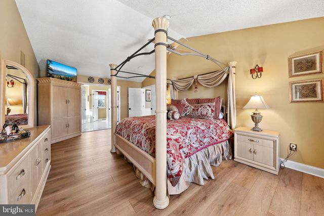 81 KINGSBRIDGE DR, Lumberton, NJ 08048