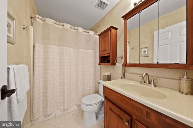 81 KINGSBRIDGE DR, Lumberton, NJ 08048