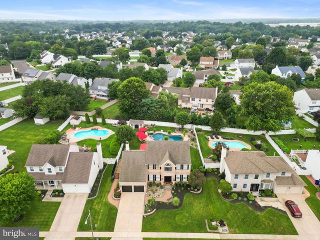 81 KINGSBRIDGE DR, Lumberton, NJ 08048