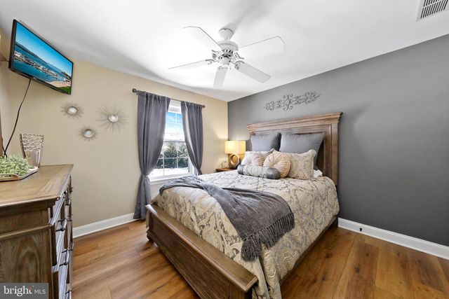 81 KINGSBRIDGE DR, Lumberton, NJ 08048