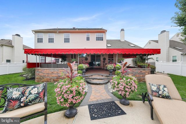 81 KINGSBRIDGE DR, Lumberton, NJ 08048