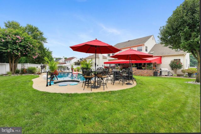 81 KINGSBRIDGE DR, Lumberton, NJ 08048