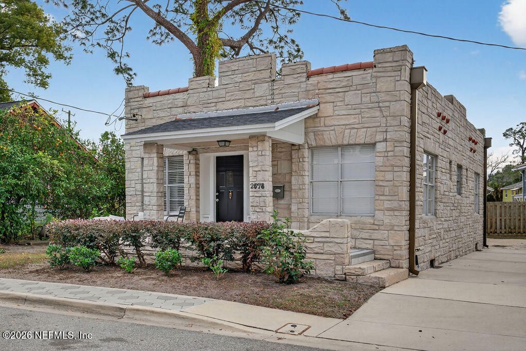 2578 HALDUMAR Terrace, Jacksonville, FL 32204