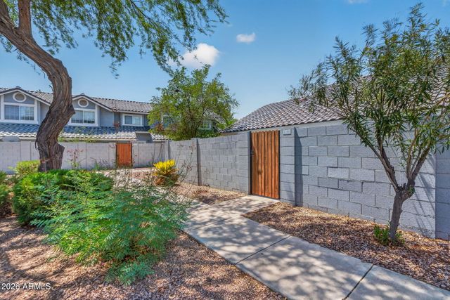 860 N MCQUEEN Road 1186, Chandler, AZ 85225