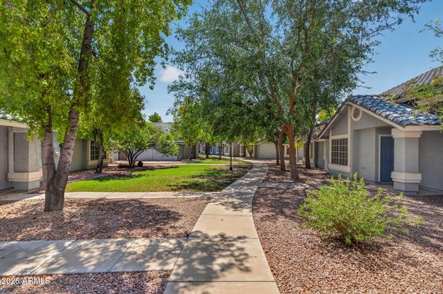 860 N MCQUEEN Road 1186, Chandler, AZ 85225