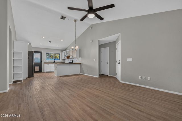 860 N MCQUEEN Road 1186, Chandler, AZ 85225
