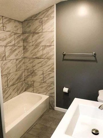 412 Garvey Avenue, Elsmere, KY 41018